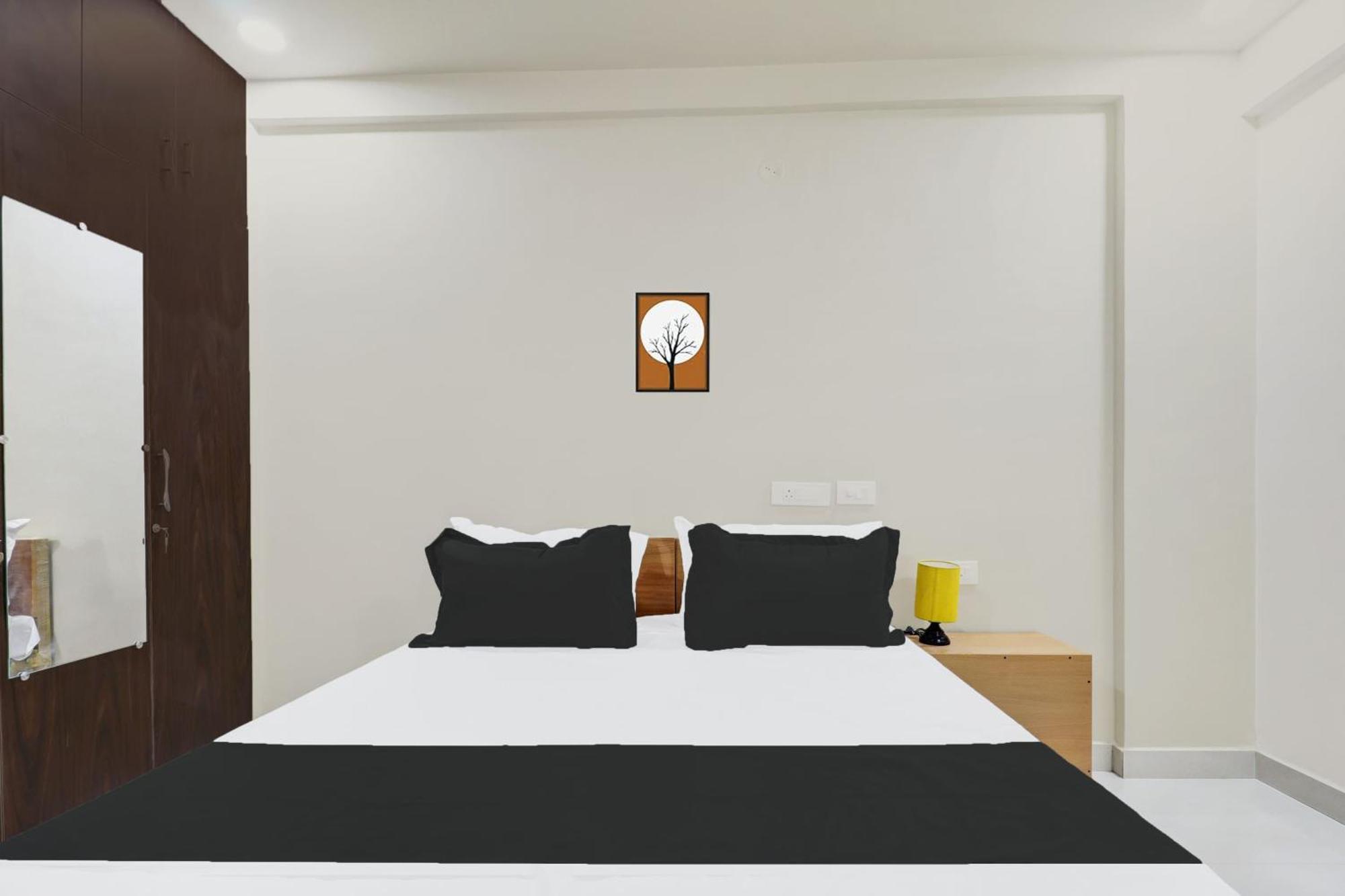 Super Hotel O Sri Harshitha Grand Near Zudio - Star Bazaar, Kundalhalli Gate Бангалор Екстериор снимка
