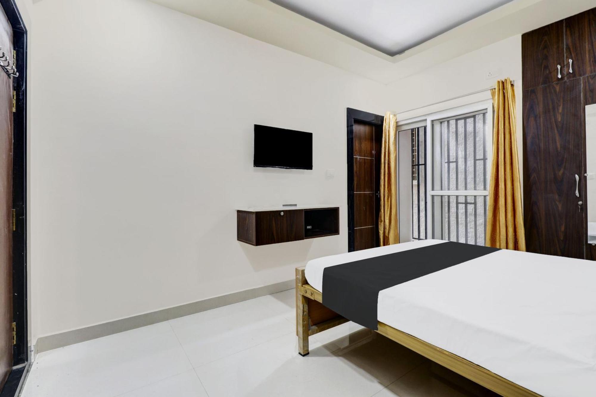 Super Hotel O Sri Harshitha Grand Near Zudio - Star Bazaar, Kundalhalli Gate Бангалор Екстериор снимка