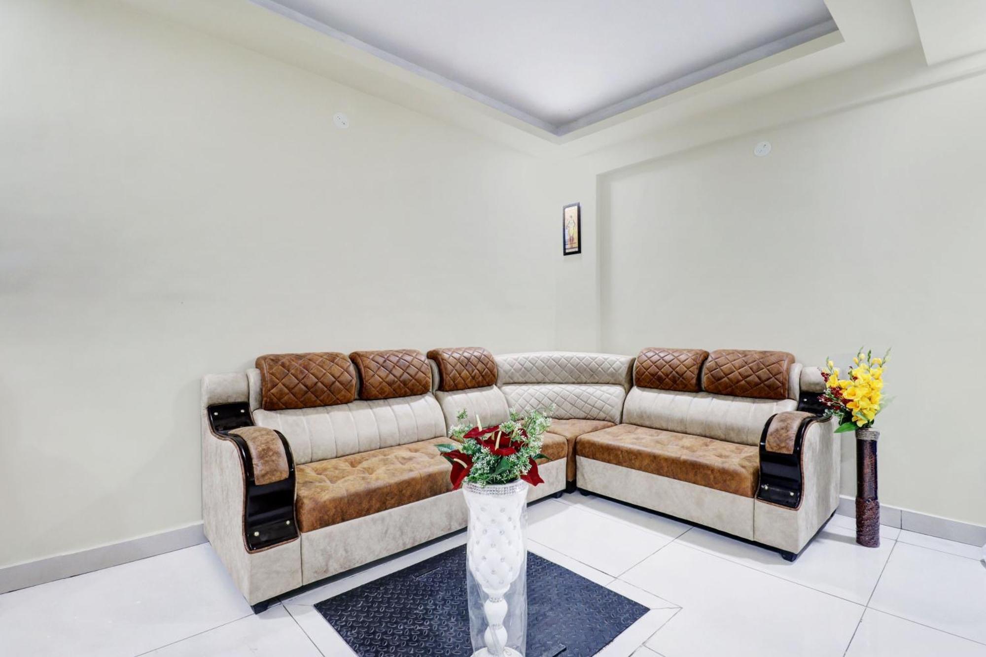 Super Hotel O Sri Harshitha Grand Near Zudio - Star Bazaar, Kundalhalli Gate Бангалор Екстериор снимка